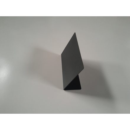 Asztali talpas fekete ártábla, krétatábla 70x100 mm